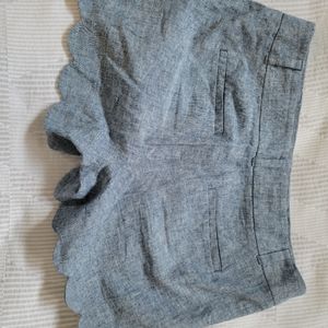 Loft outlet scalloped dress shorts